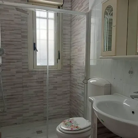 Appartement Piano Terra A 20 Passi Dal Mare